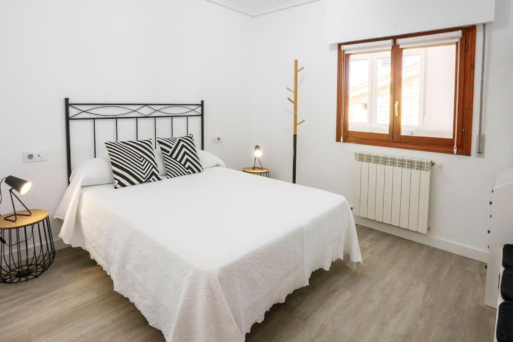 Zaldivar Etxea Leza Buitenkant foto